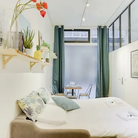 Design Apartment For 4 People Between Louvre & Opera París Exterior foto